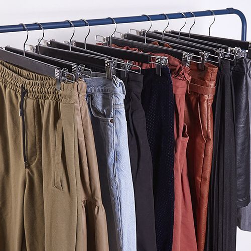 WS 006 \ Деревянные вешалки-плечики для одежды с прищепками (зажимами)