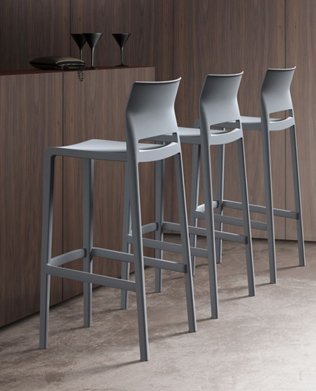 Стул пластиковый полубарный Bakhita 66 серый