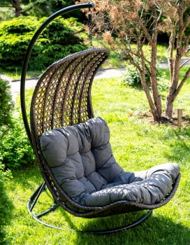 "Виши" подвесное кресло-кокон из искусственного ротанга, цвет коричневый с серо-коричневой подушкойцвет коричневый