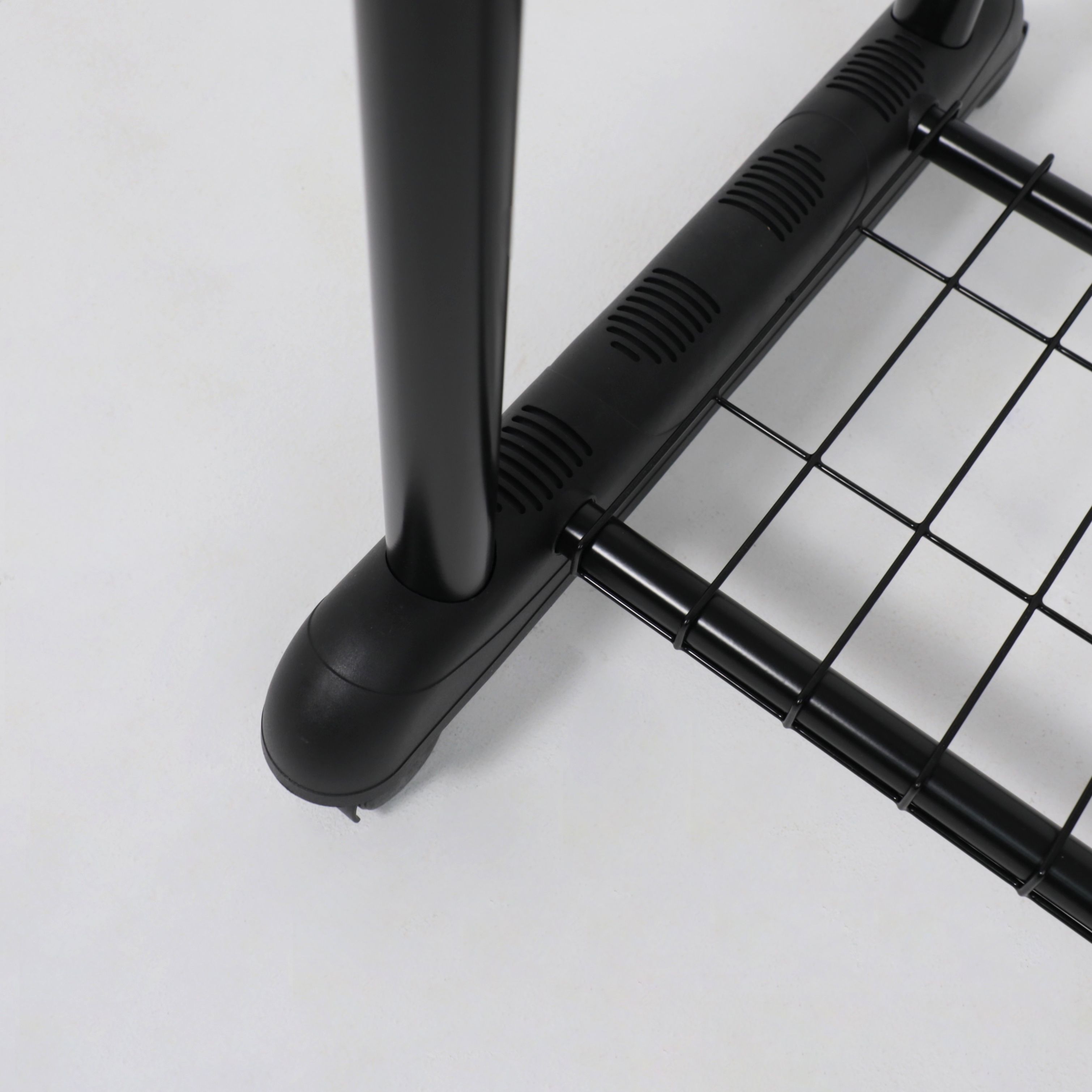 Стойка для одежды ASH, чёрный