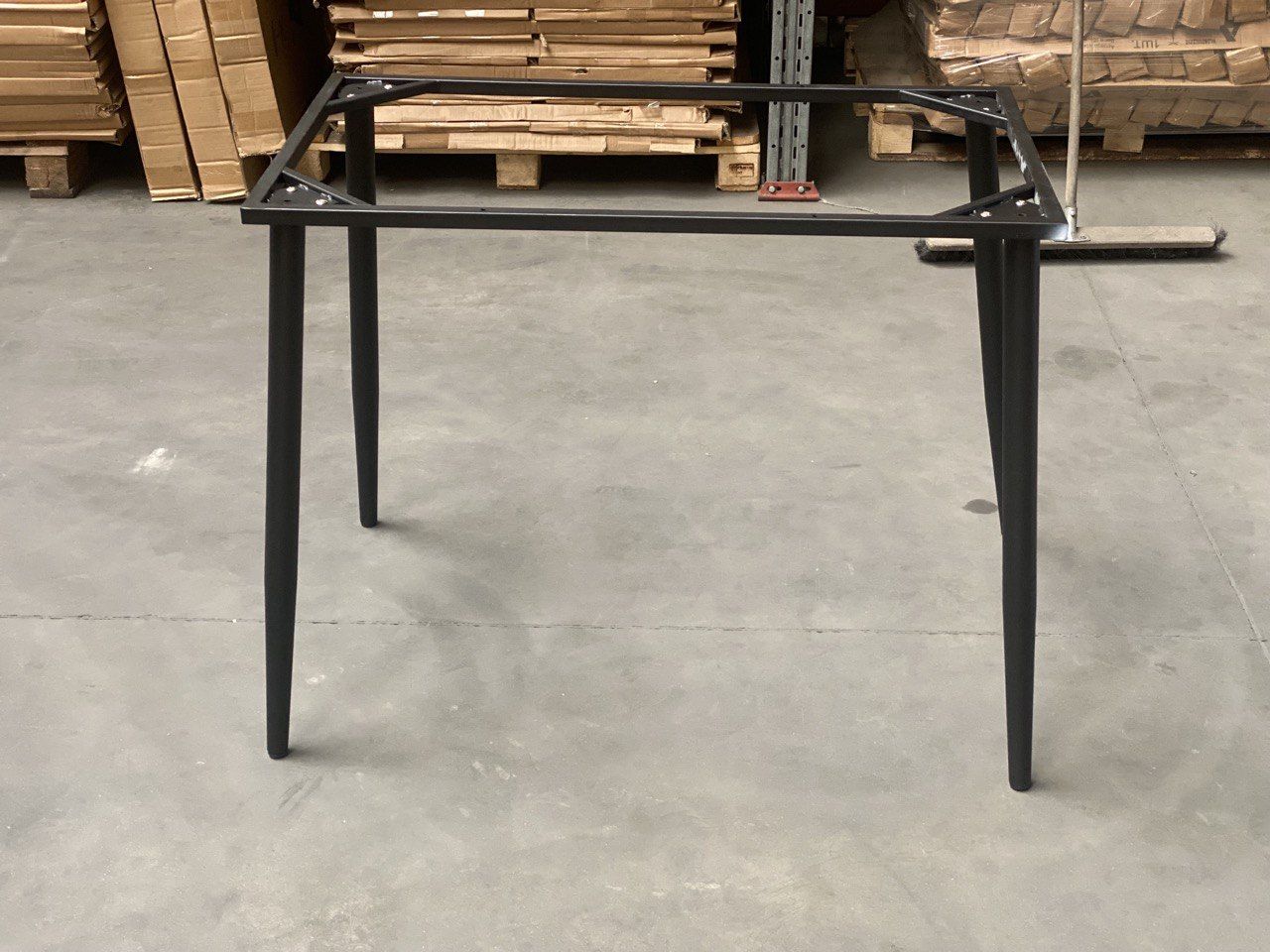 Подстолье 1079EM