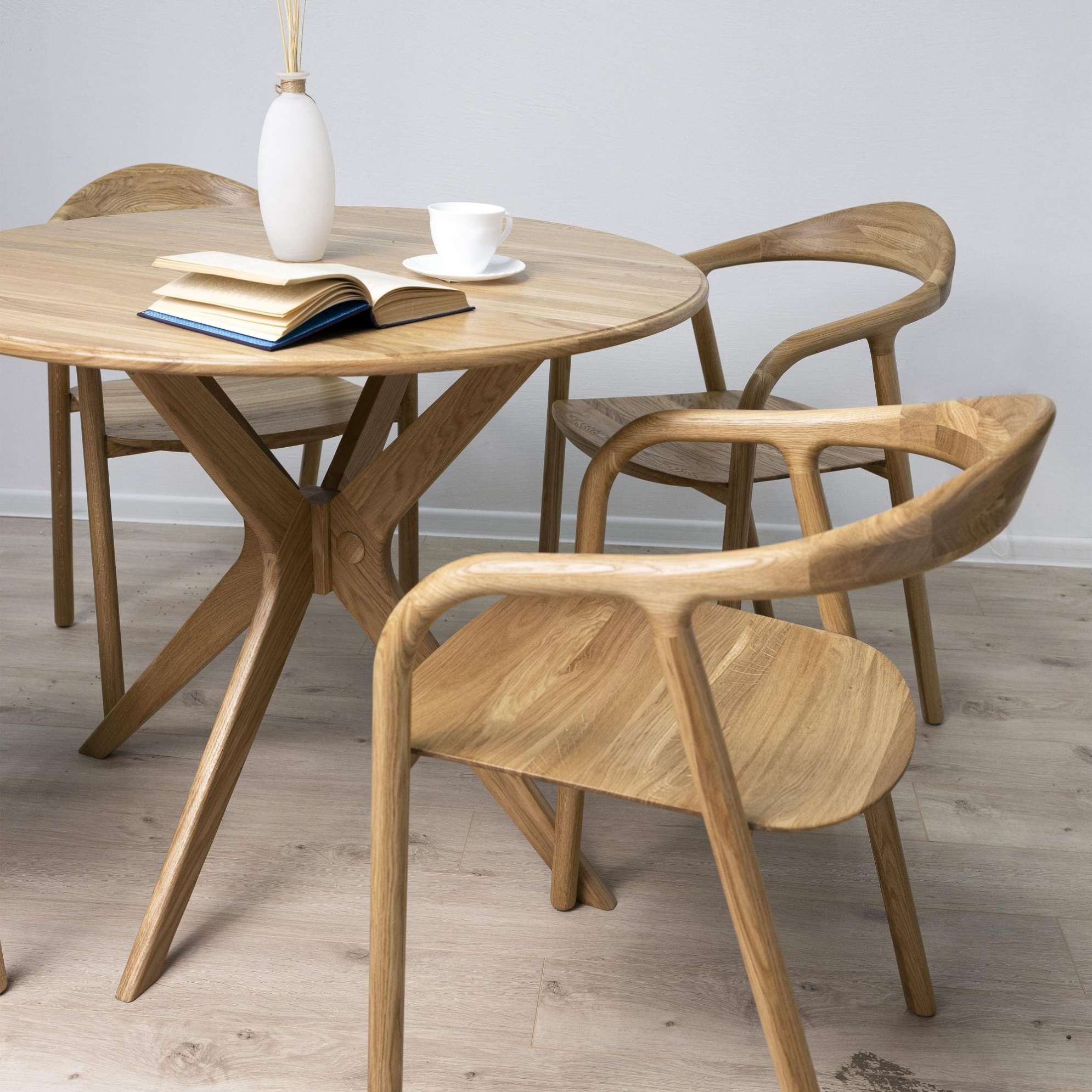 Стул Био, покрытие бесцветное, массив дуба