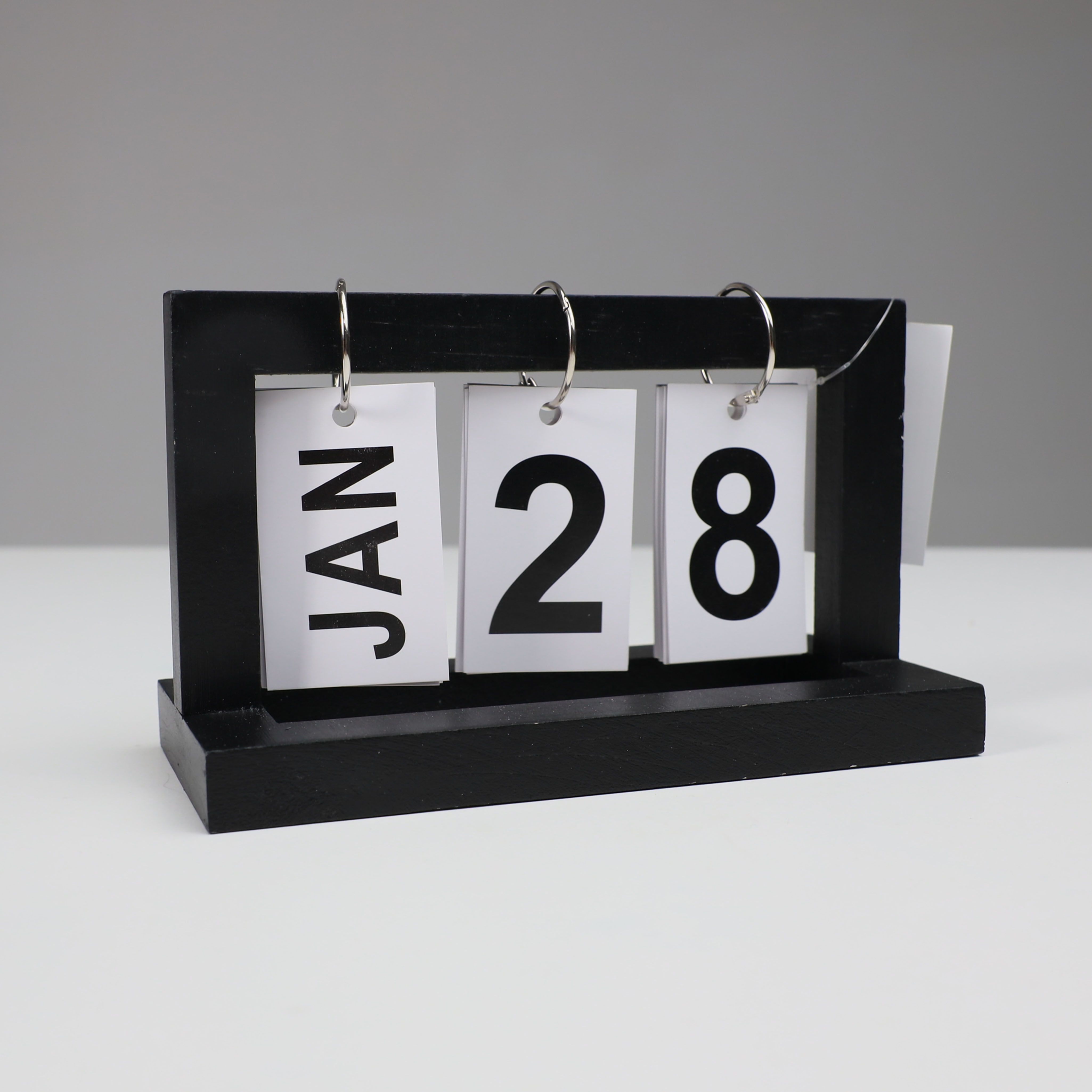 Статуэтка декоративная CALENDAR, черный, 20,5*12*9см