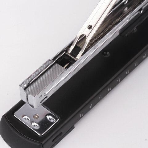 Степлер №24/6, 26/6 BRAUBERG "Universal", до 25 листов, С ФУНКЦИЕЙ БРОШЮРОВАНИЯ, черный, 220942 цена 995 ₽ Степлер №24/6, 26/6 BRAUBERG "Universal", до 25 листов, С ФУНКЦИЕЙ БРОШЮРОВАНИЯ, черный, 220942