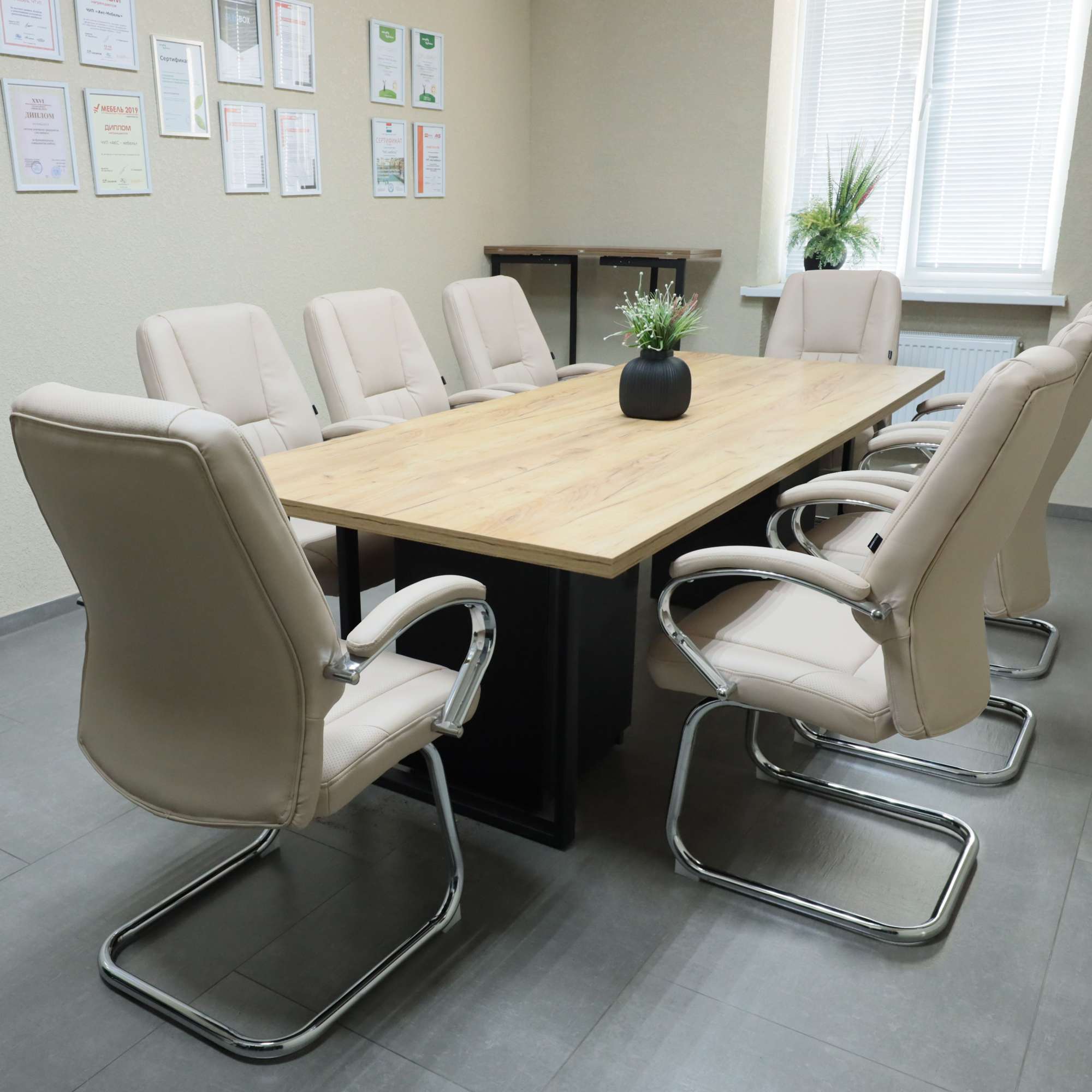 Стул King, бежевый, экокожа