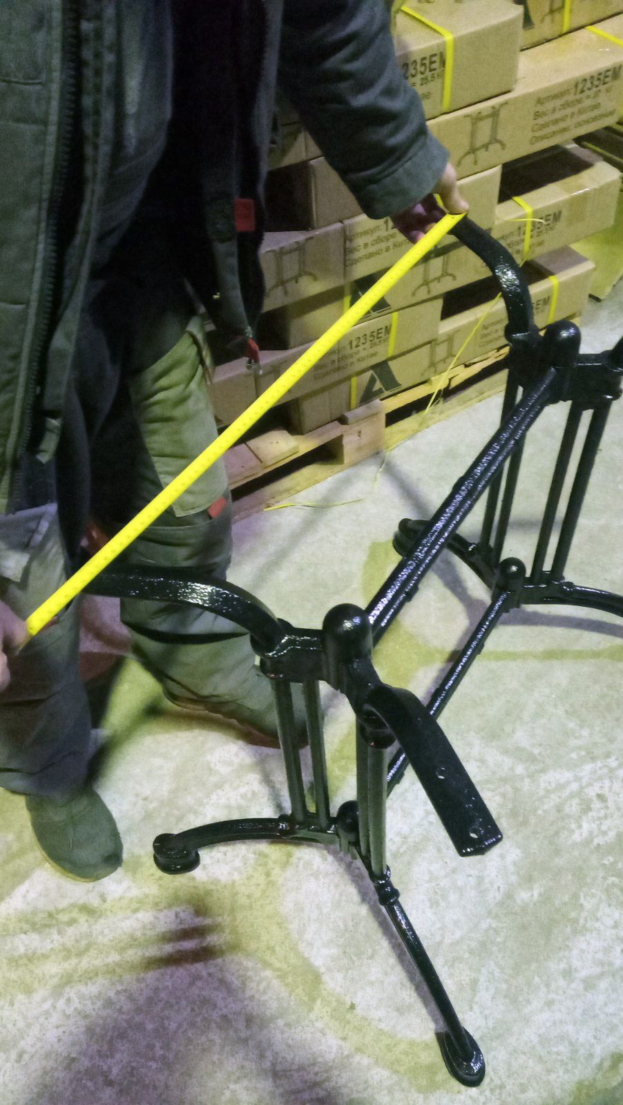 Подстолье 1235EM