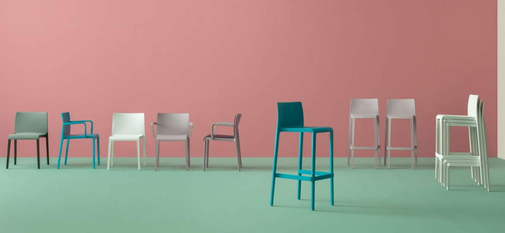 Стул пластиковый барный Volt оранжевый