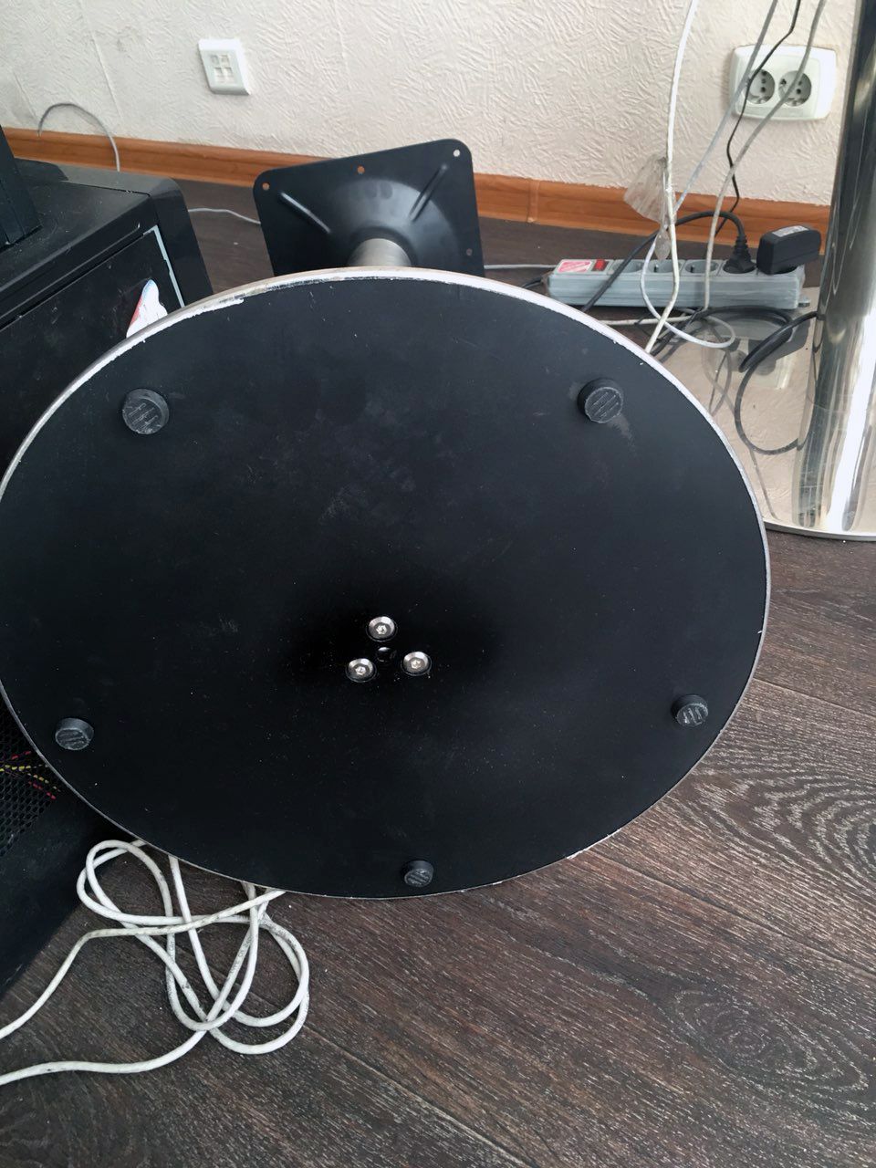 Подстолье 1001EM