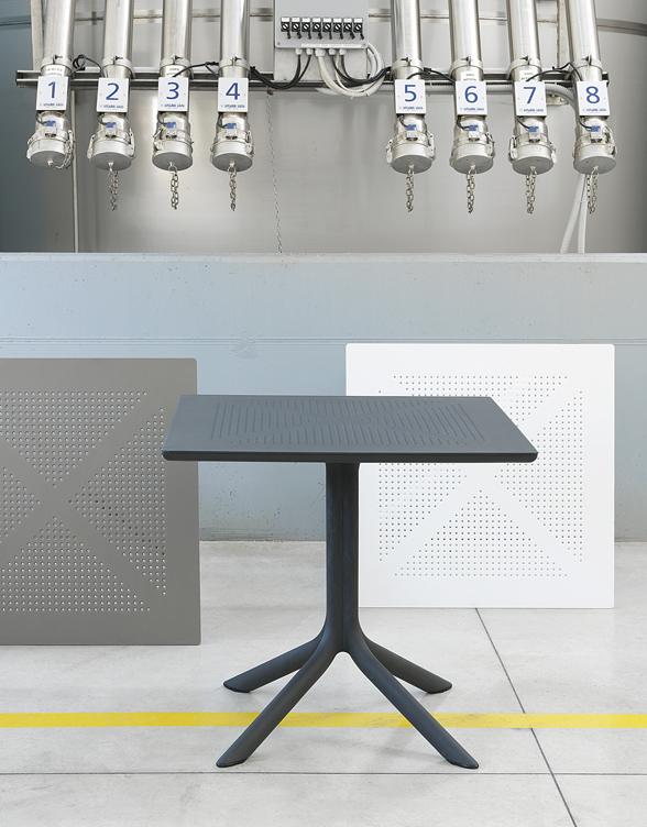 Подстолье пластиковое Clip антрацит