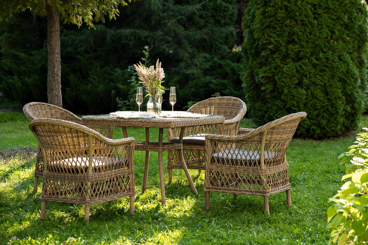 "Сицилия" обеденная группа плетеная