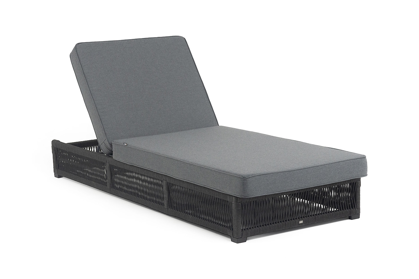 "Ривьера" шезлонг плетеный из роупа