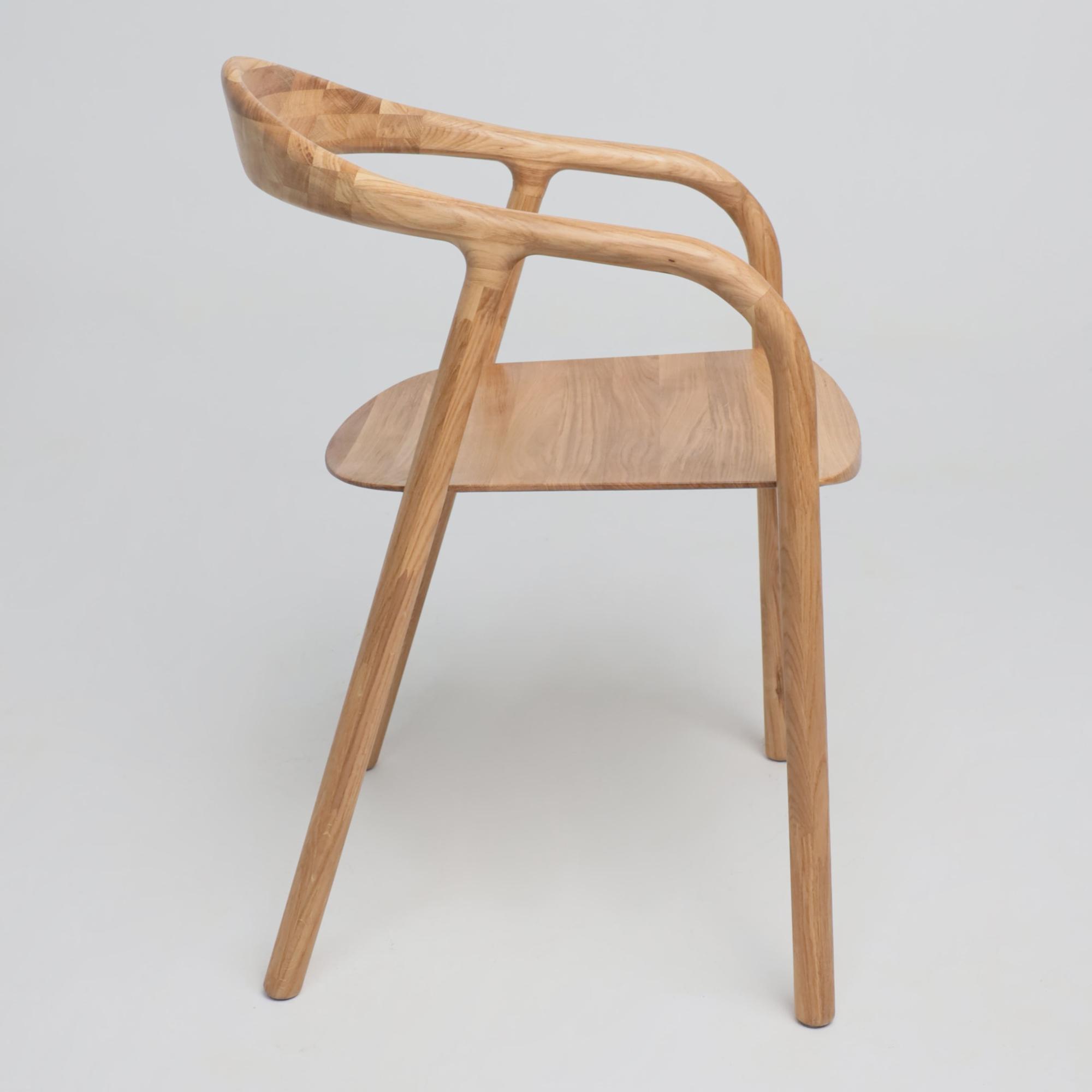 Стул Био, покрытие бесцветное, массив дуба