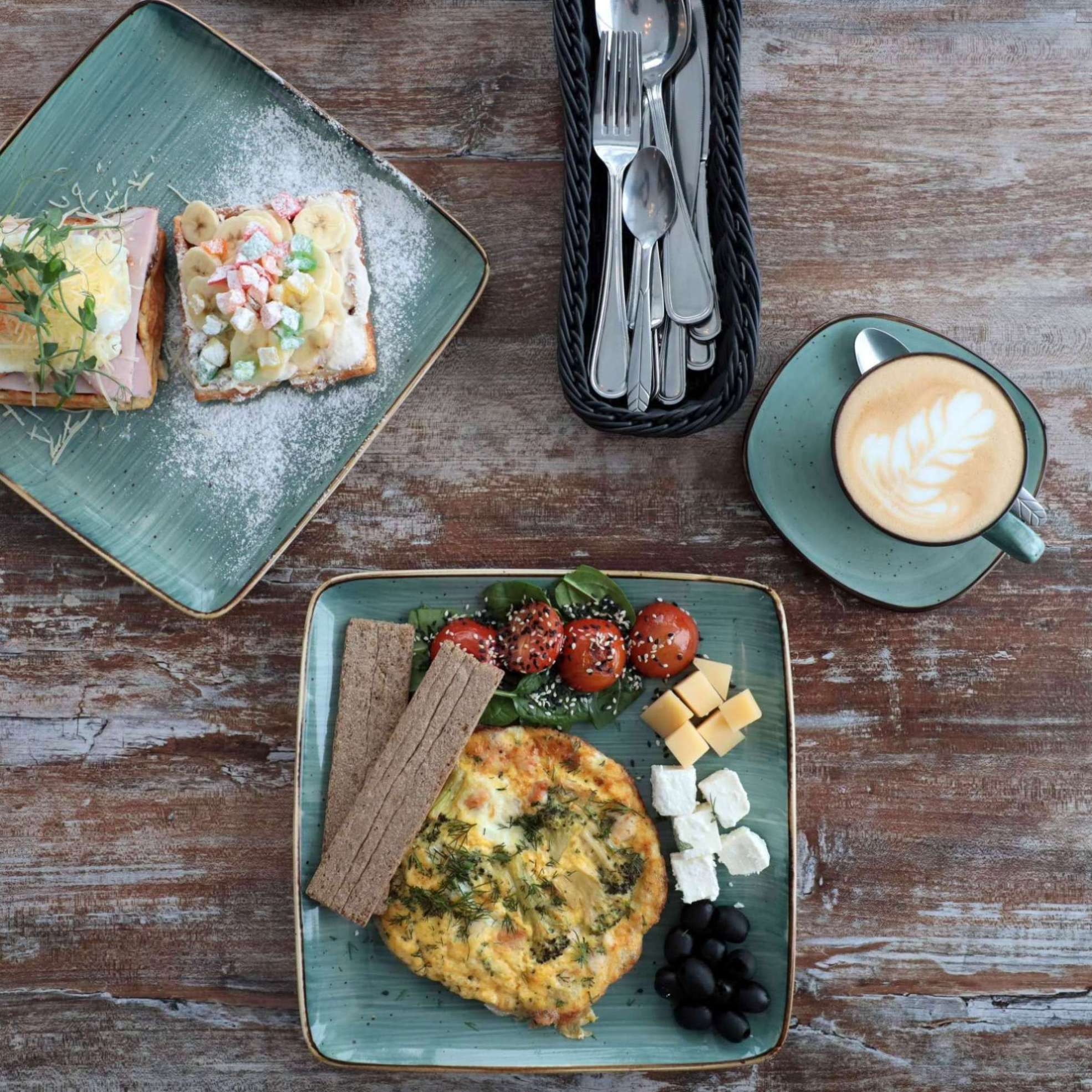 Кофейная чашка с блюдцем VITAL, фарфор, зеленый, 80мл