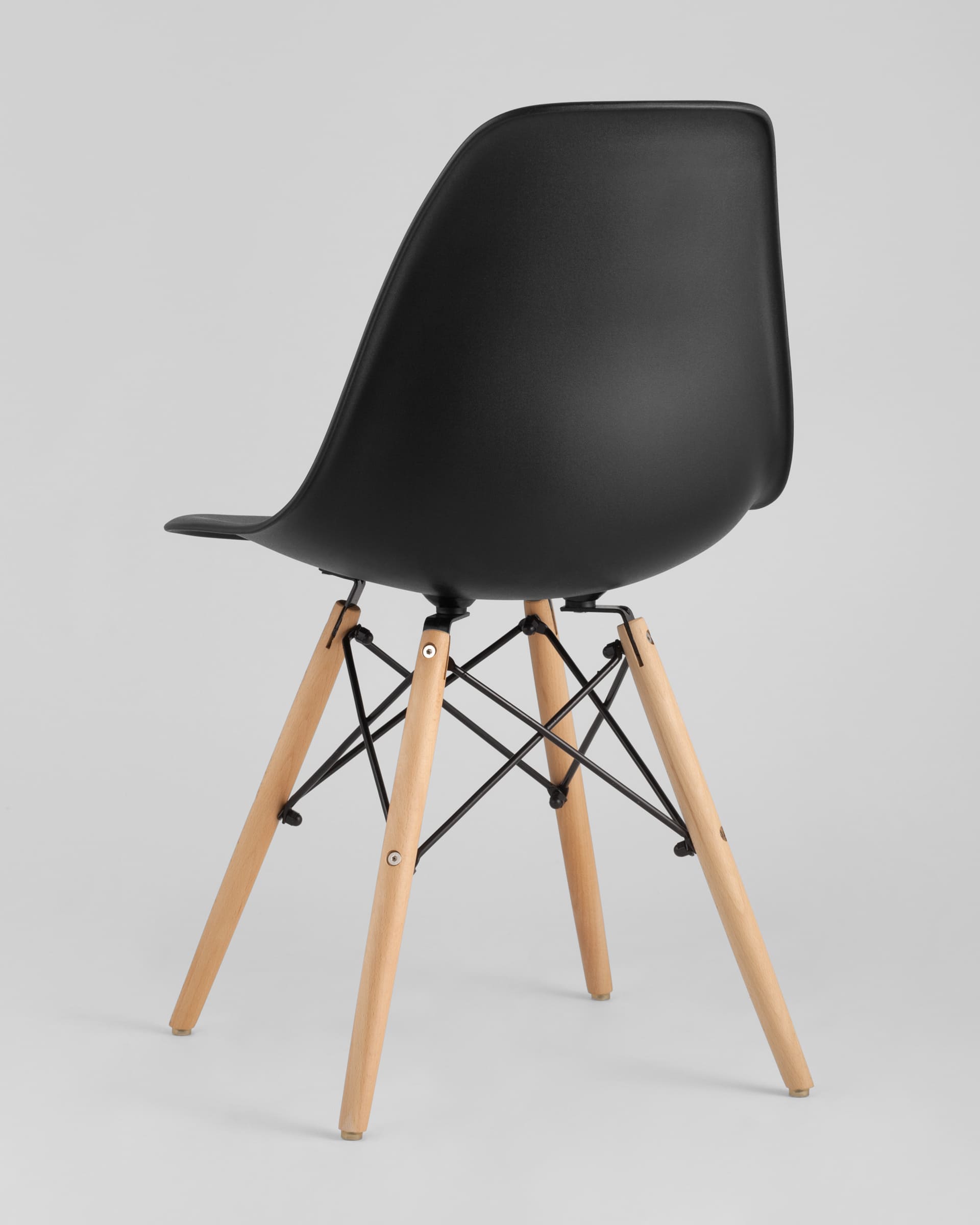 Стул Eames Style DSW черный (разборный каркас)
