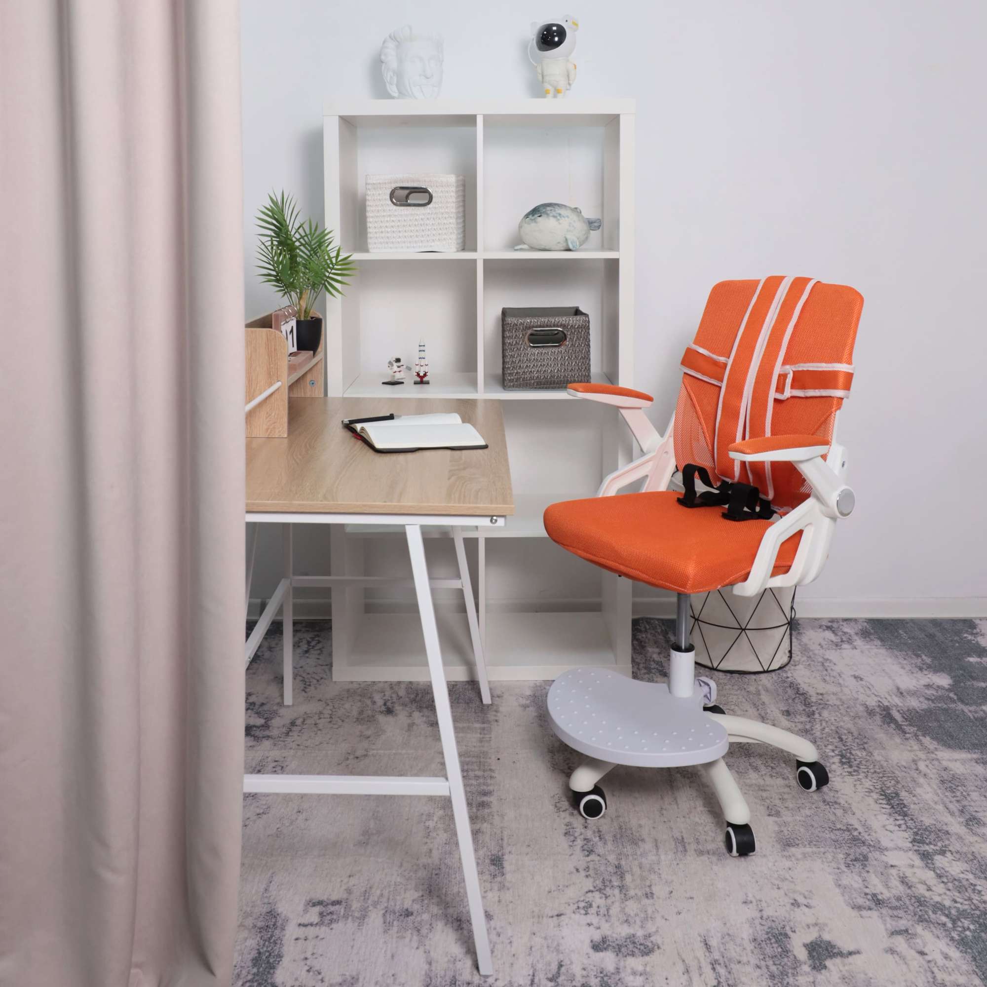 Кресло поворотное Moon, оранжевый, сетка