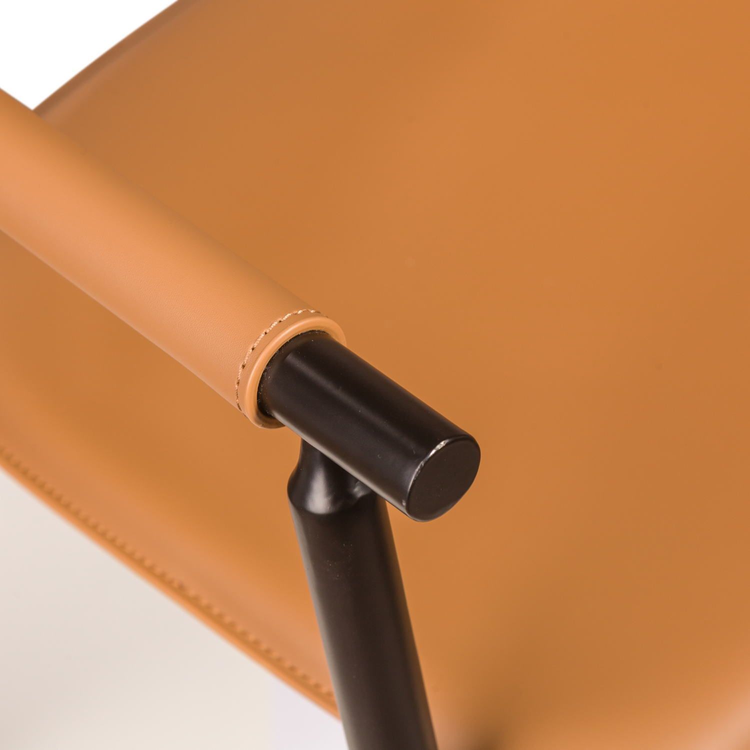 Стул с подлокотниками Сьют, коричневый