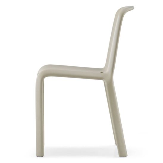 Кресло пластиковое Сауайо, бежевый