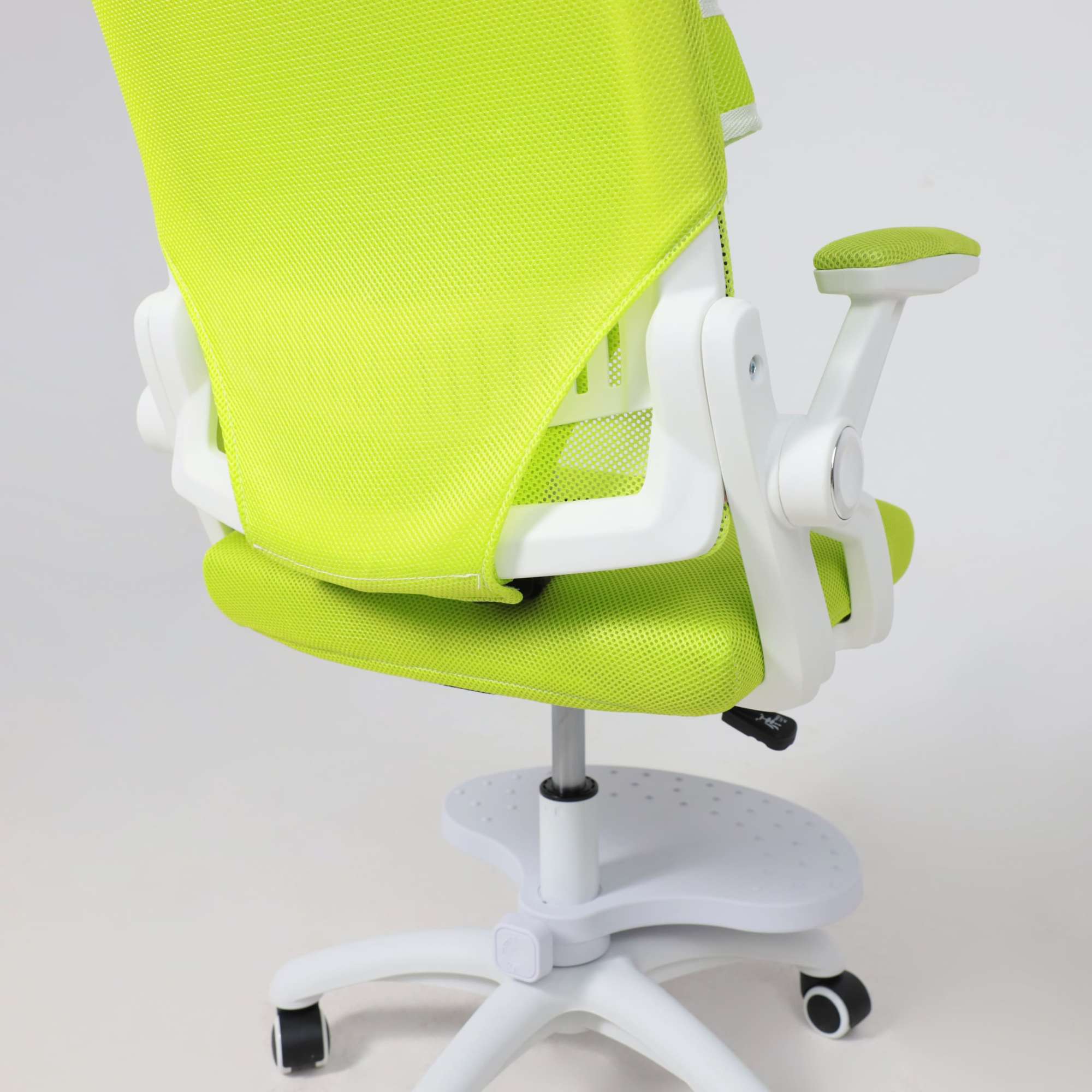 Кресло поворотное Moon, салатовый, сетка