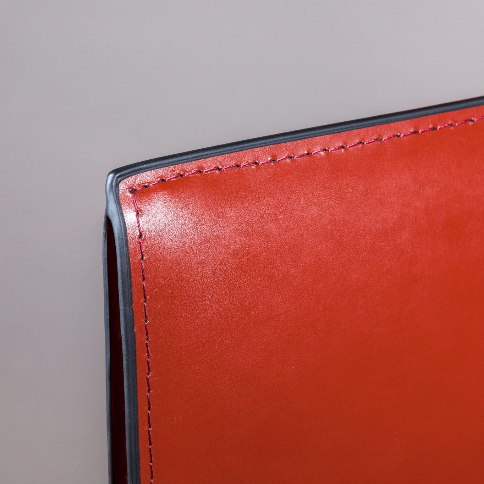 Стул полубарный Барри, кожа ретро-красный