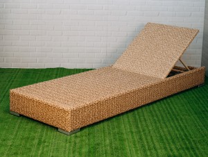 Шезлонг-лежак плетеный Mantera бежевый люкс