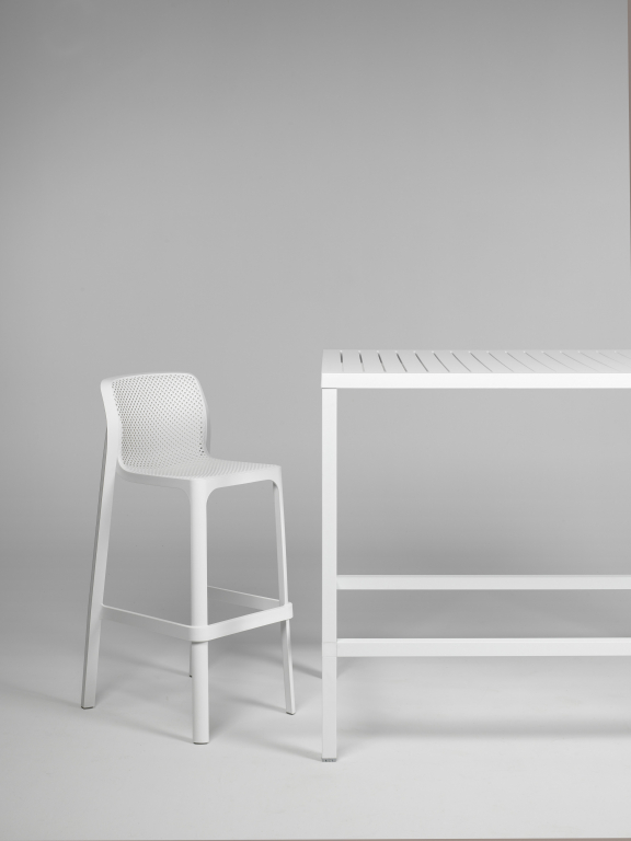 Стол пластиковый обеденный Cube 140x80 белый