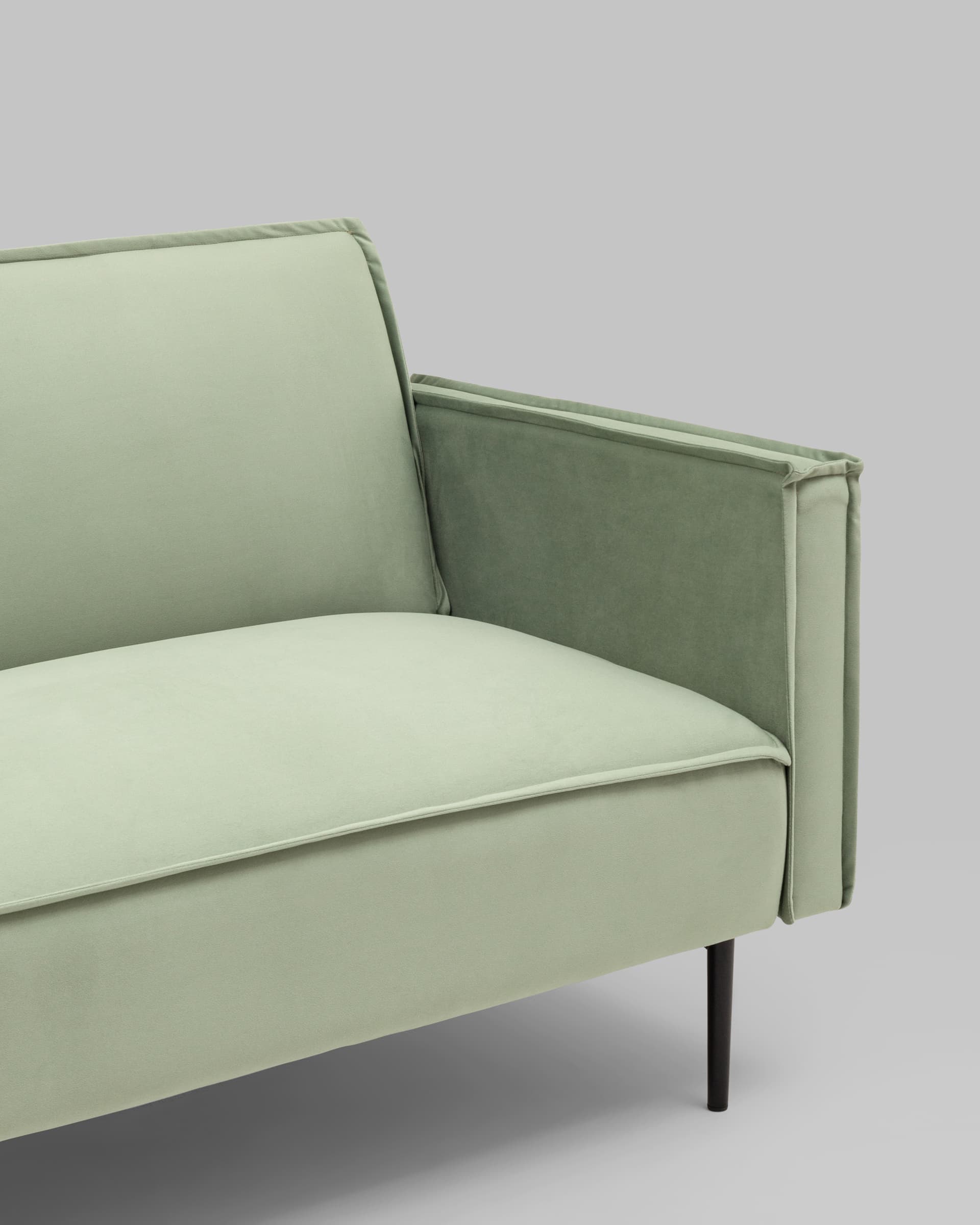 Диван прямой Кассель велюр светло-салатовый