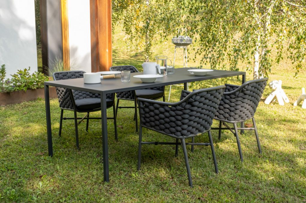 Кресло плетеное с подушкой Panama черный, темно-серый, черный