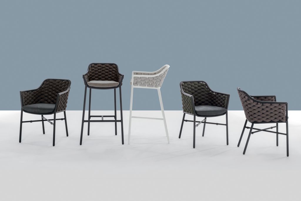 Кресло плетеное с подушкой Panama черный, темно-серый, черный