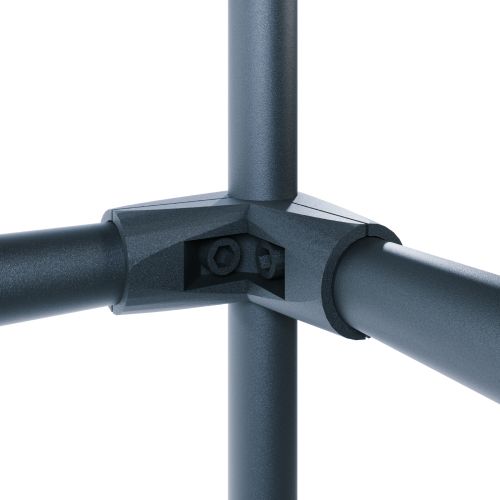 U-004 Соединитель угловой 3-х труб