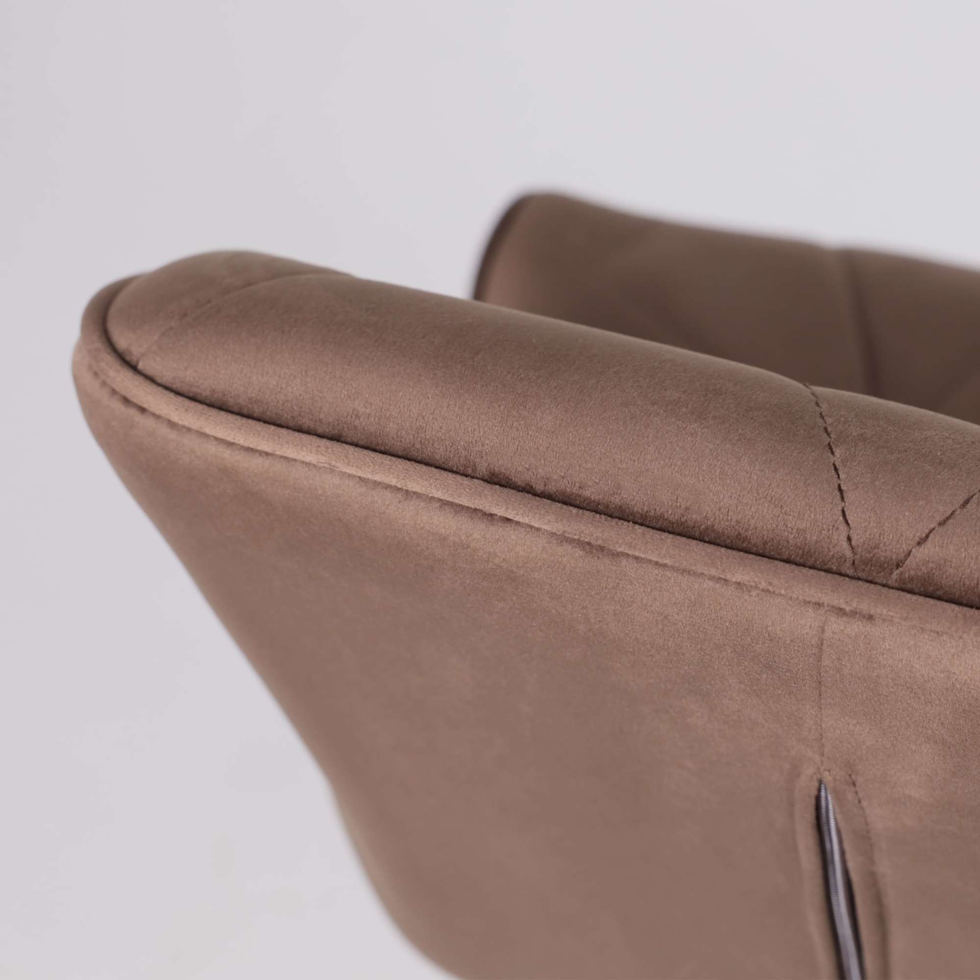 Стул барный Berlin, шоколадный, велюр