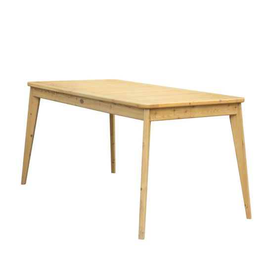 Обеденный стол