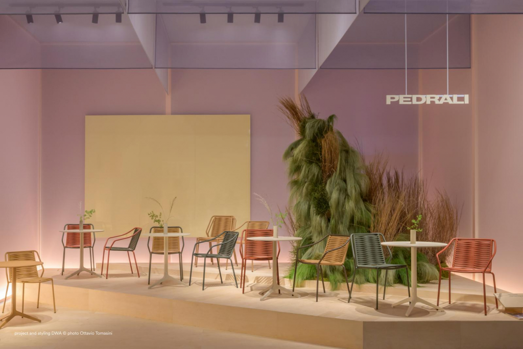 Кресло металлическое плетеное Philía медовый