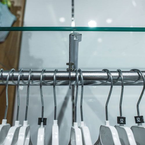 M772 \ Держатель трубы