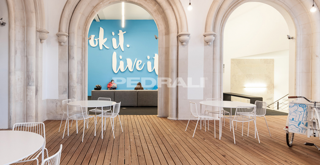 Стул металлический Nolita белый