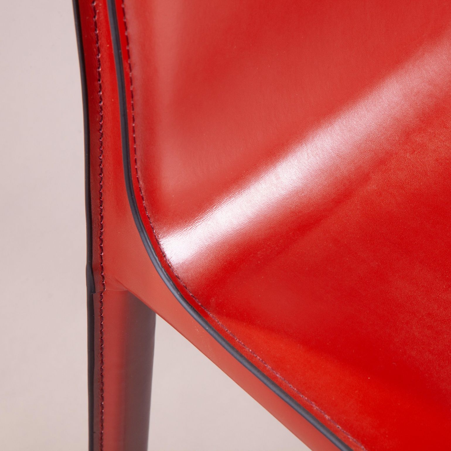 Стул полубарный Барри, кожа ретро-красный