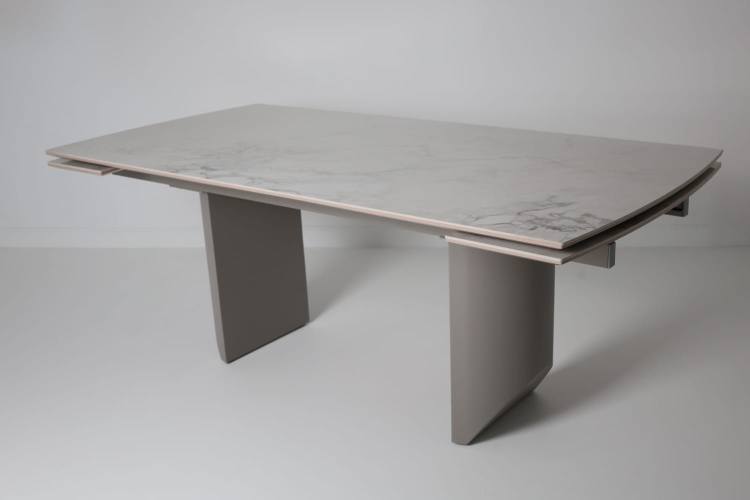 Стол ПУАНТО 200  BRECHA CREMA ELEGANCE, керамика / Латте каркас