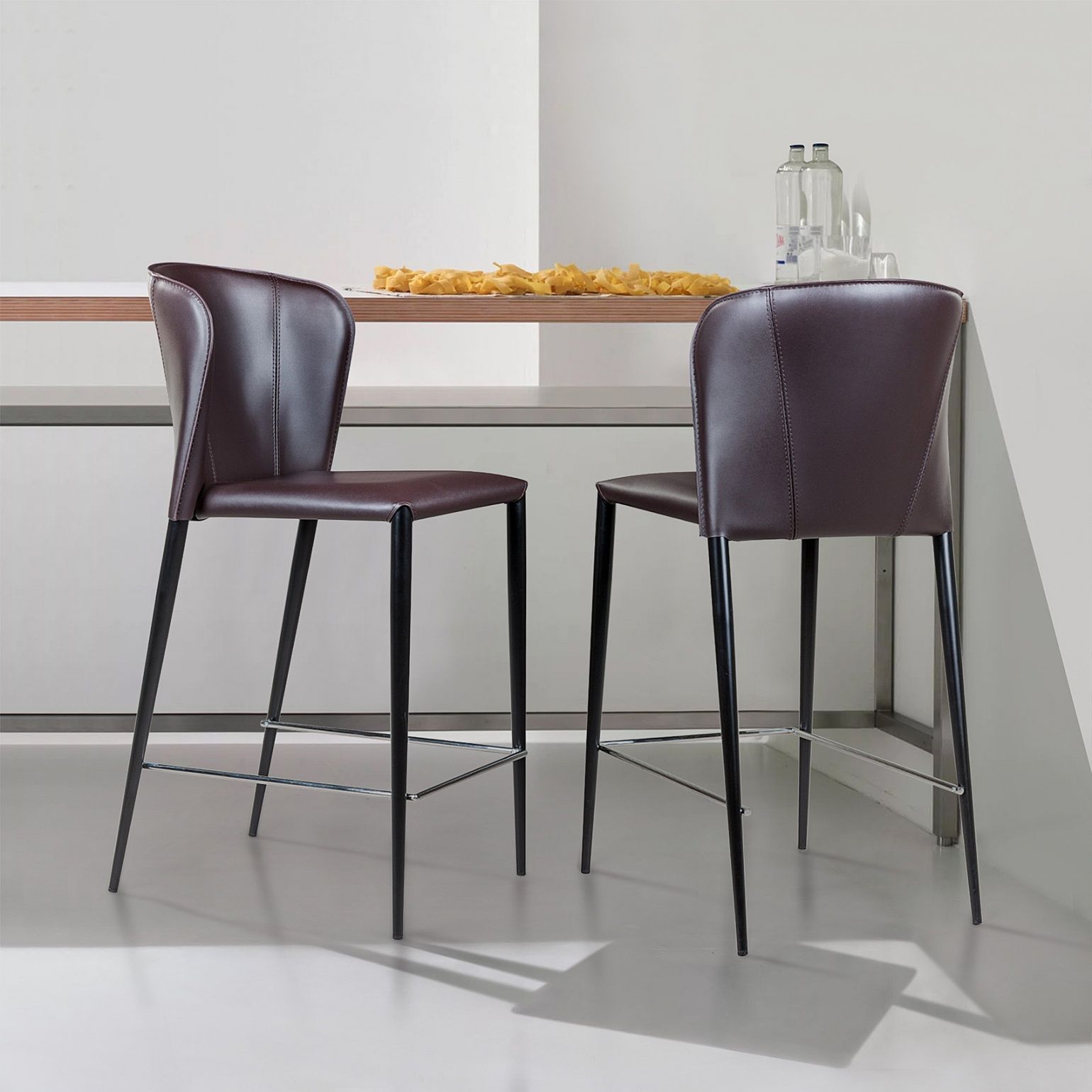 Стул полубарный Albert, кожа коричневый