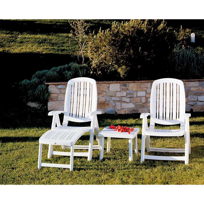 Столик пластиковый для лежака Rodi белый