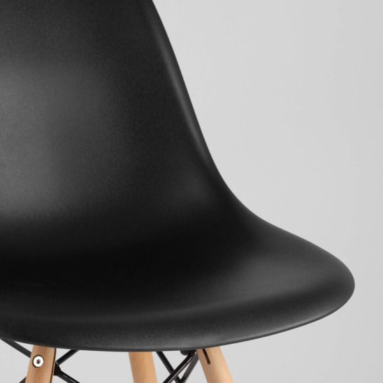 Стул Eames Черный