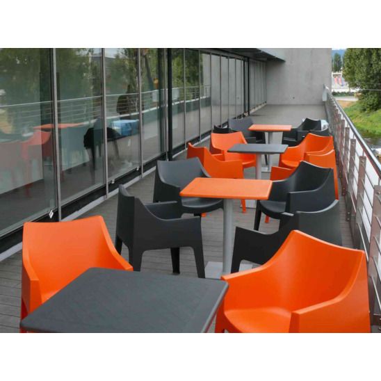 Кресло пластиковое Coccolona, антрацит