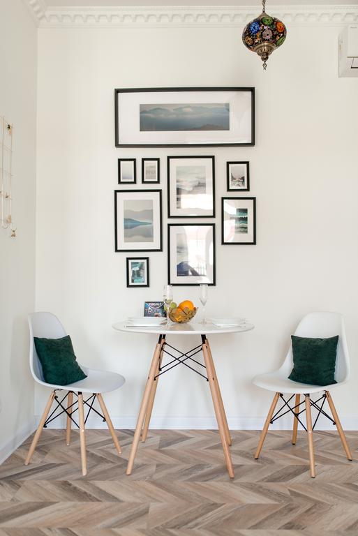 Стол Leila, белый, мдф