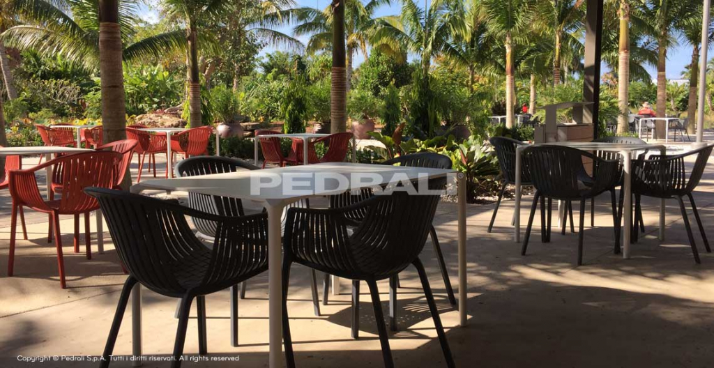 Кресло пластиковое Tatami кофе