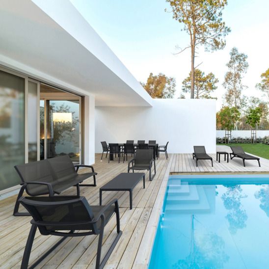 Кресло пластиковое Фронте, темно-серый, черный