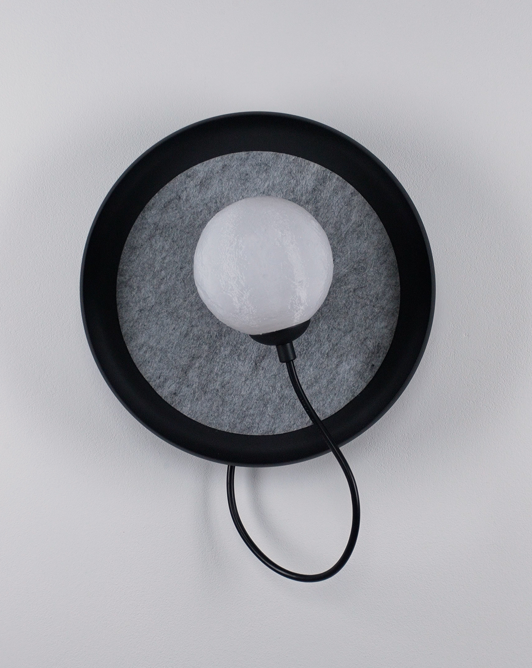 Светильник настенный Moderli V10692-WL Cosmi