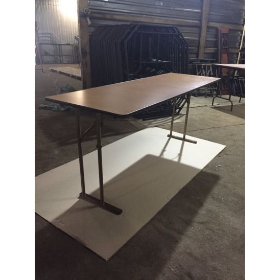 Стол Лидер 10 с передней стенкой