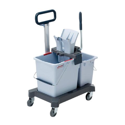 Тележка уборочная VILEDA "УльтраСпидПро", 2 съемных ведра 25 л + 10 л, платформа, с ручкой, туннельный отжим, 147209 цена 22 483 ₽ Тележка уборочная VILEDA "УльтраСпидПро", 2 съемных ведра 25 л + 10 л, платформа, с ручкой, туннельный отжим, 147209