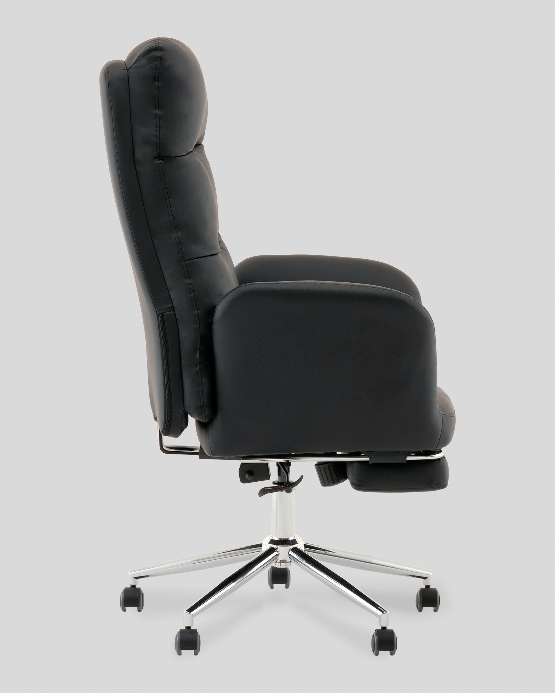 Кресло руководителя TopChairs Solid с оттоманкой черный