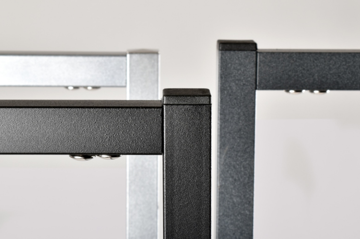 AST - вешала, зеркала и столики будут выпускаться в новых цветах - белый, металлический гладкий, мраморная крошка и черный муар