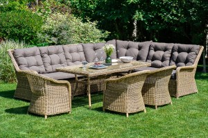 "Базелла" обеденная группа из искусственного ротанга