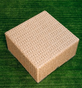 Столик плетеный журнальный Tama бежевый люкс